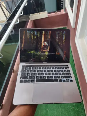 Laptop Apple MacBook 2018 16GB Intel Core i7 SSD 512GB