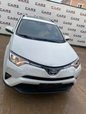 Toyota RAV4 LE AWD (2.5L 4cyl 6A) 2016 White