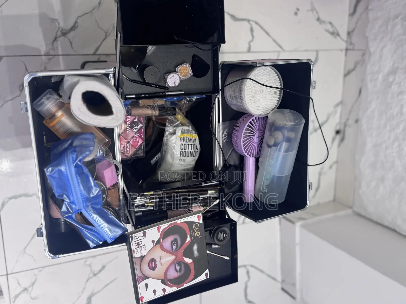 Makeup Box