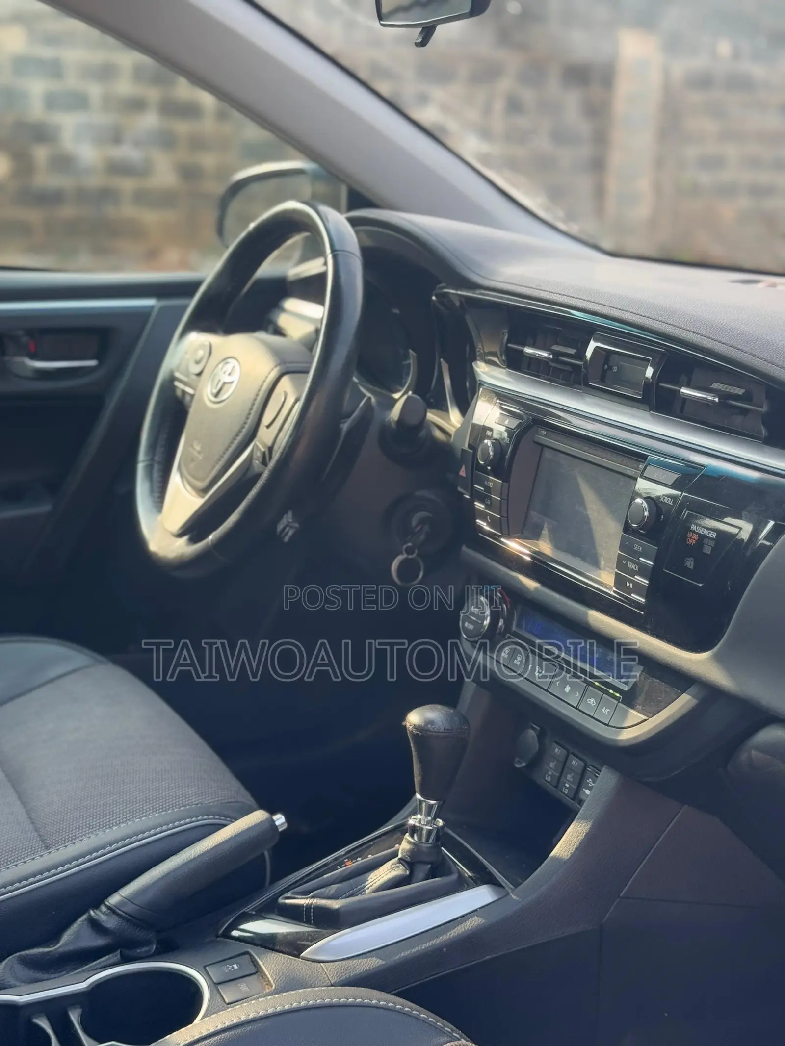Toyota Corolla 2016 Blue