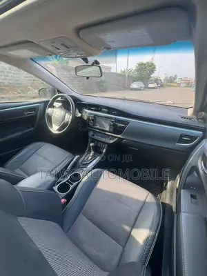 Toyota Corolla 2016 Blue