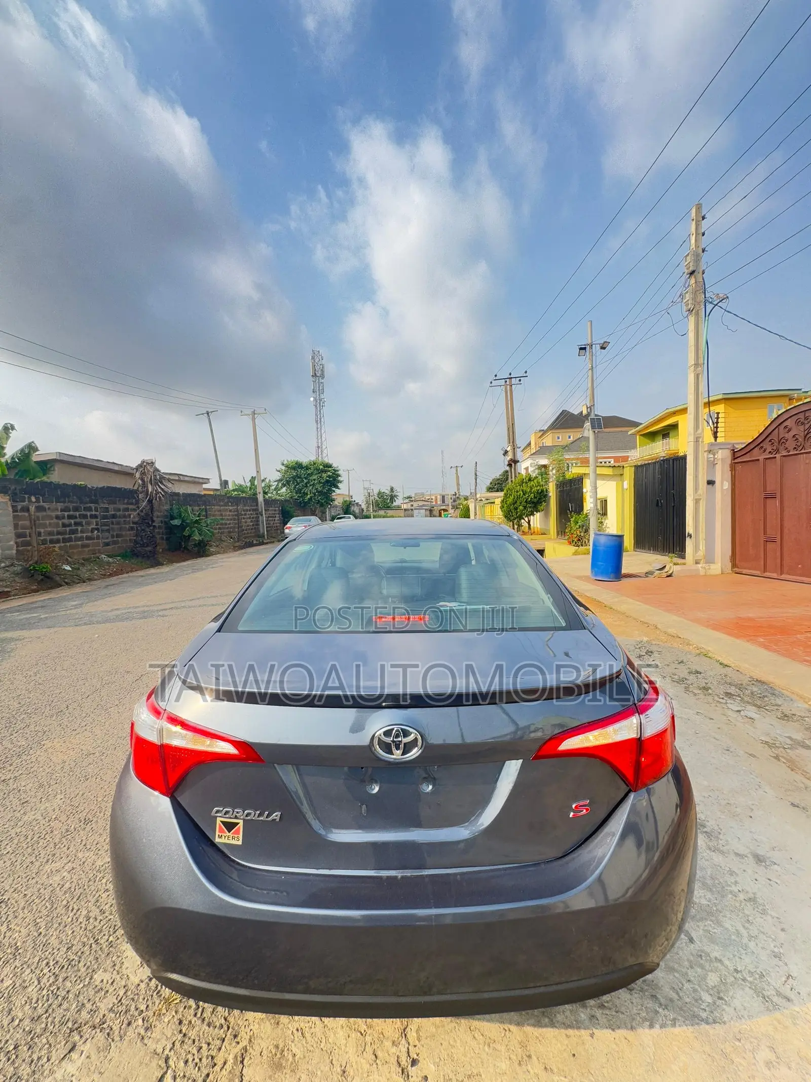 Toyota Corolla 2016 Blue