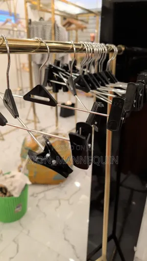 Primium Peg Hanger