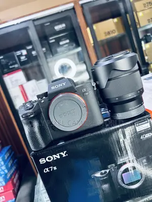 Sony A7 Iii With 28-70mm Sony Lens