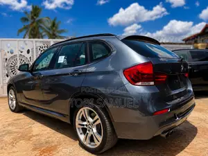 BMW X1 xDrive28i 4dr SUV AWD (2.0L 4cyl Turbo 8A) 2015 Gray