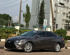 Toyota Camry 2016