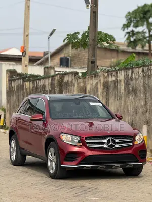 Mercedes-Benz GLC-Class 2018 Red