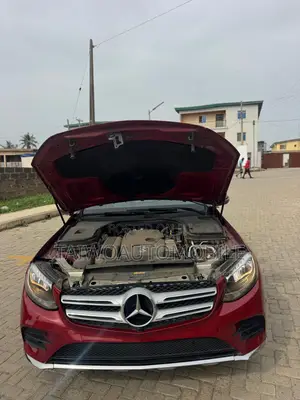Mercedes-Benz GLC-Class 2018 Red