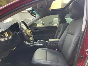 Lexus ES 2014 Red