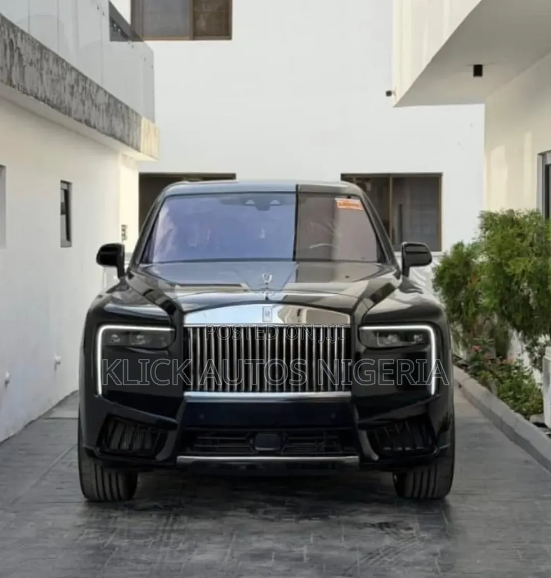 Rolls-Royce Cullinan Base 2020 Black