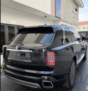 Rolls-Royce Cullinan Base 2020 Black