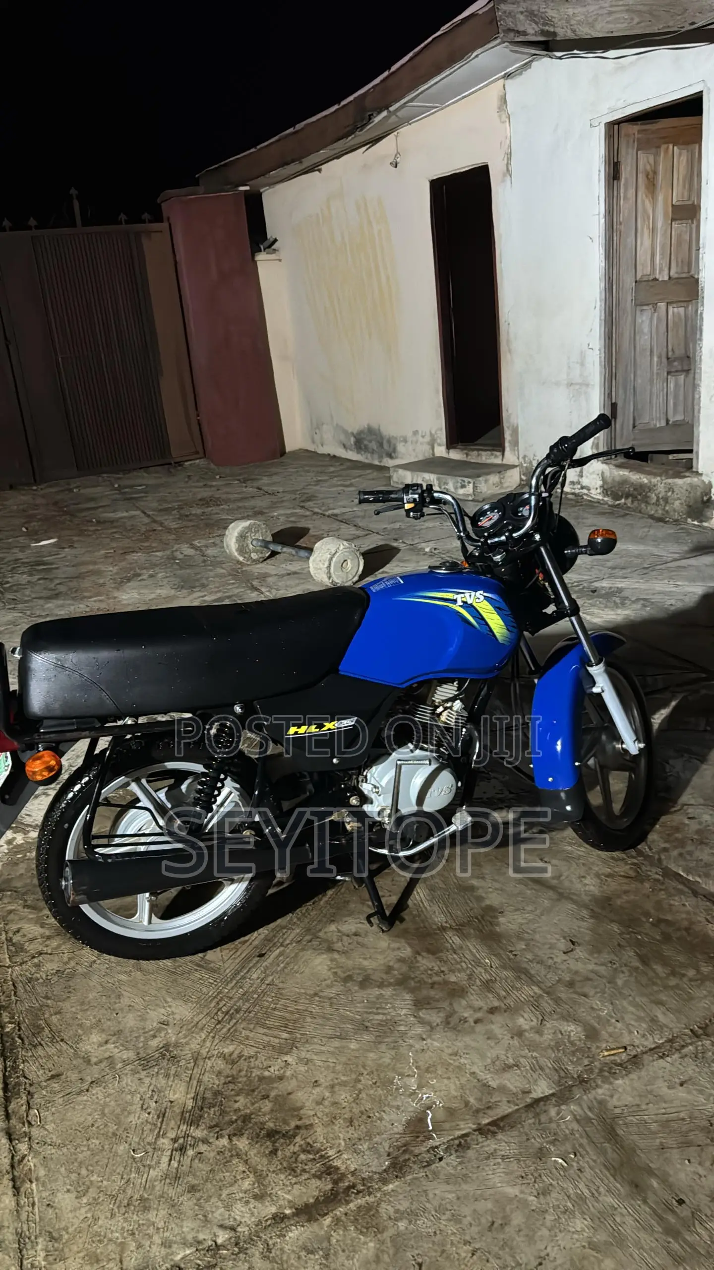 TVS HLX 125 2024 Blue