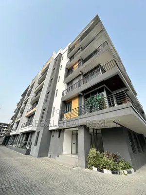 3bdrm Block of Flats in Lekki Phase 1 for sale