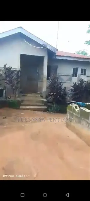 2bdrm Bungalow in Obafemi-Owode for sale