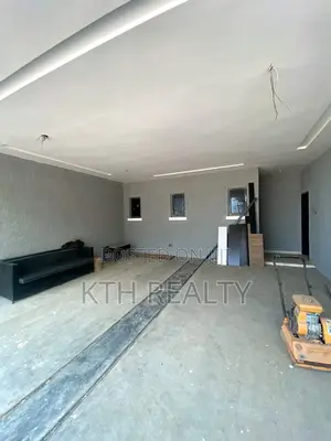 4bdrm Duplex in Banana Island for rent