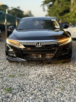 Honda Accord Touring 2.0T 2018 Black