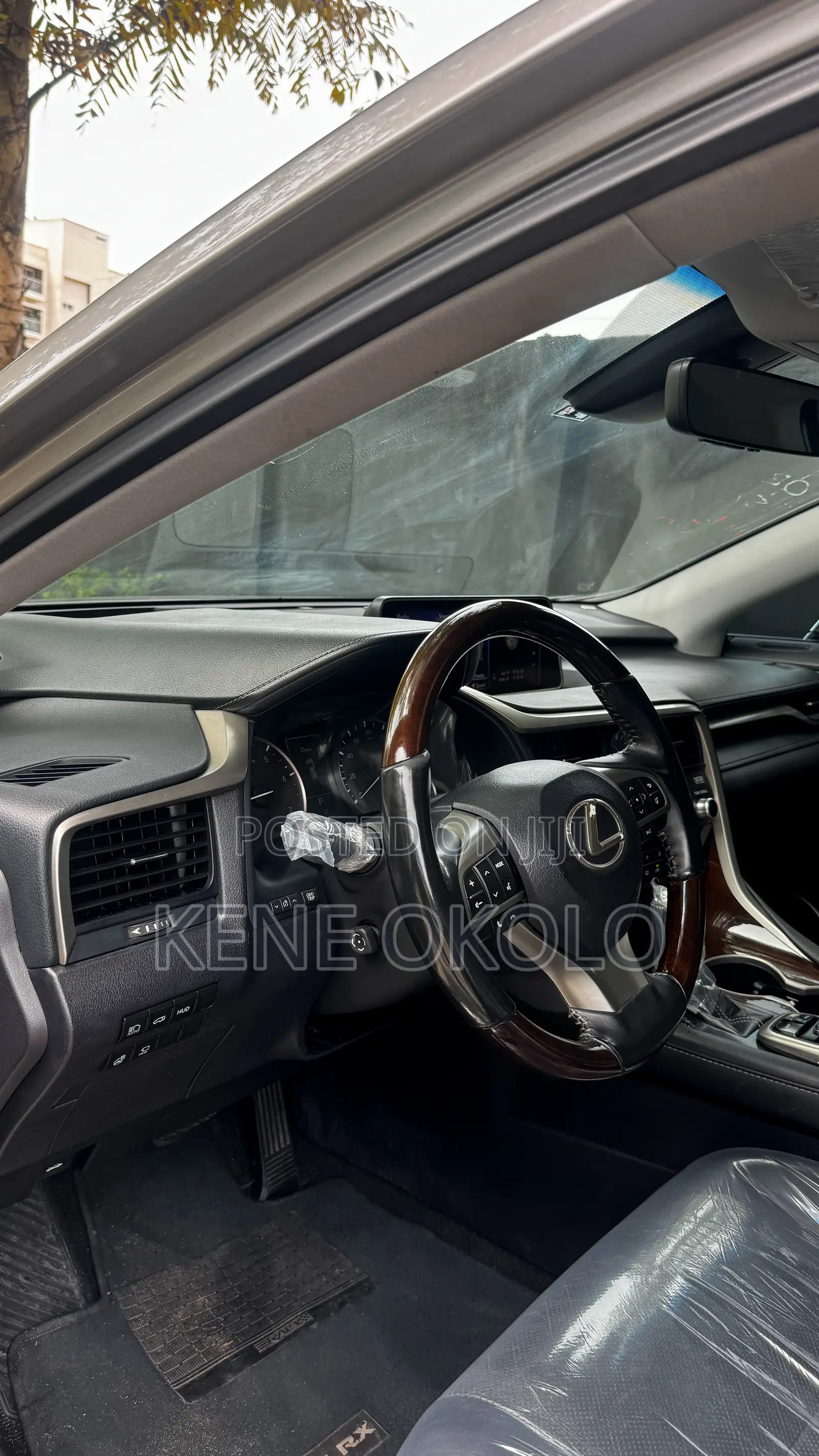 Lexus RX 350 AWD 2017 Gold