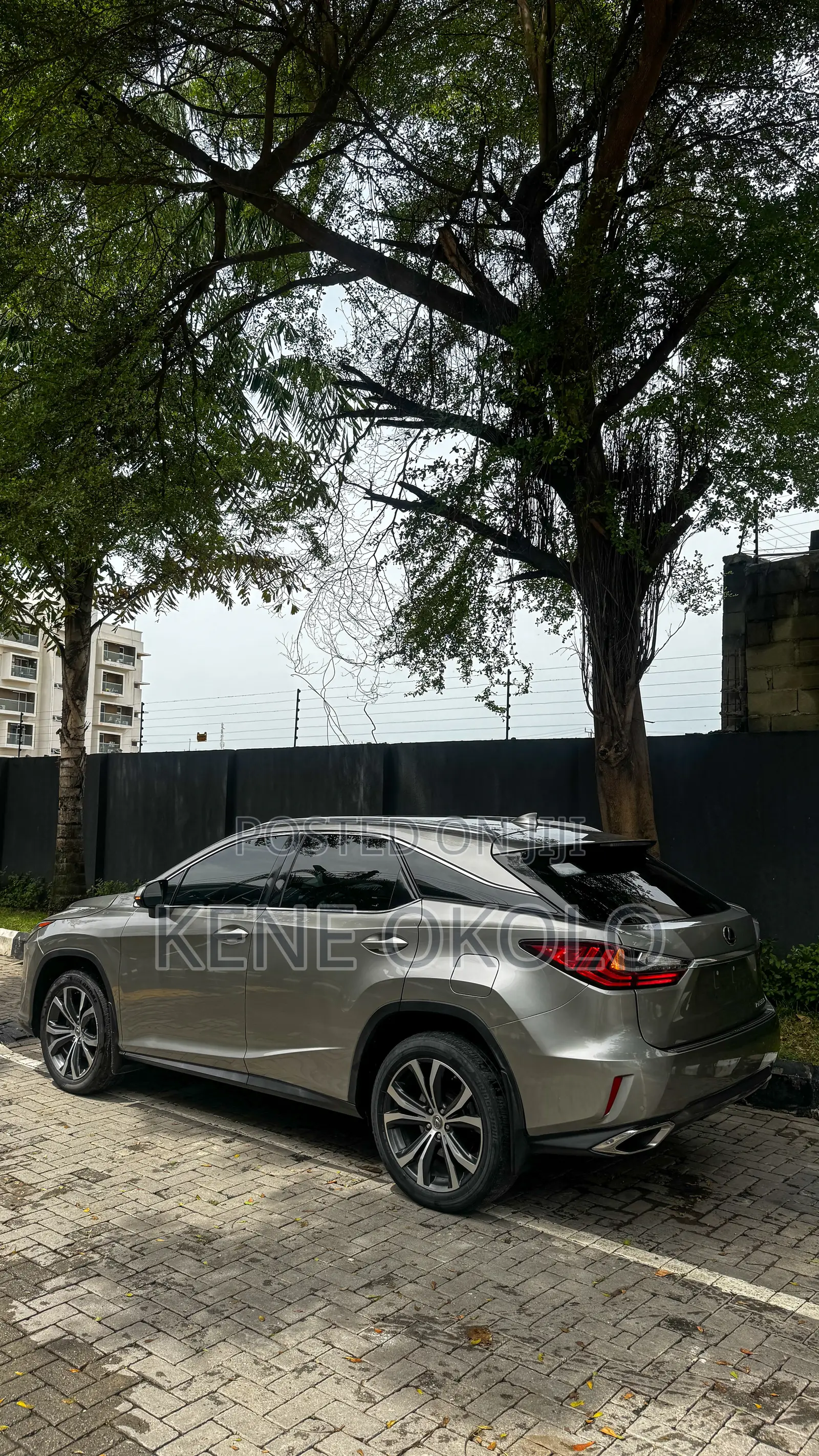 Lexus RX 350 AWD 2017 Gold