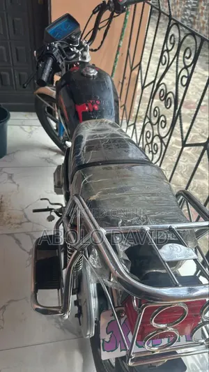 Daylong DGL125-K 2019 Black