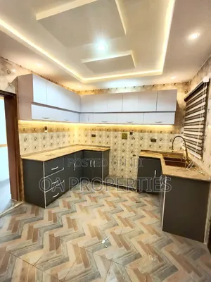 3bdrm Bungalow in Ibadan for rent