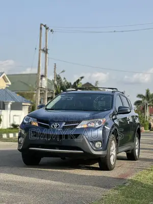Toyota RAV4 LE 4dr SUV (2.5L 4cyl 6A) 2014 Gray