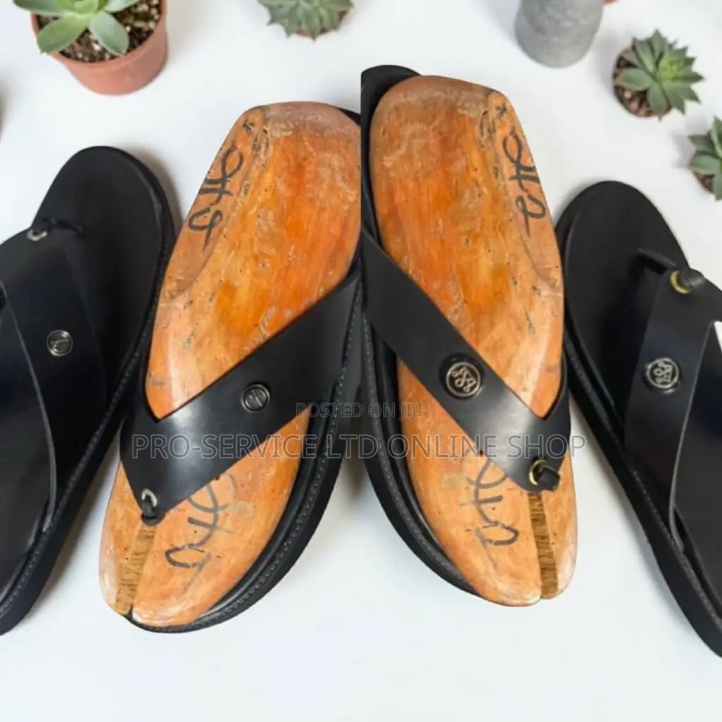Flip Flops Black Leather