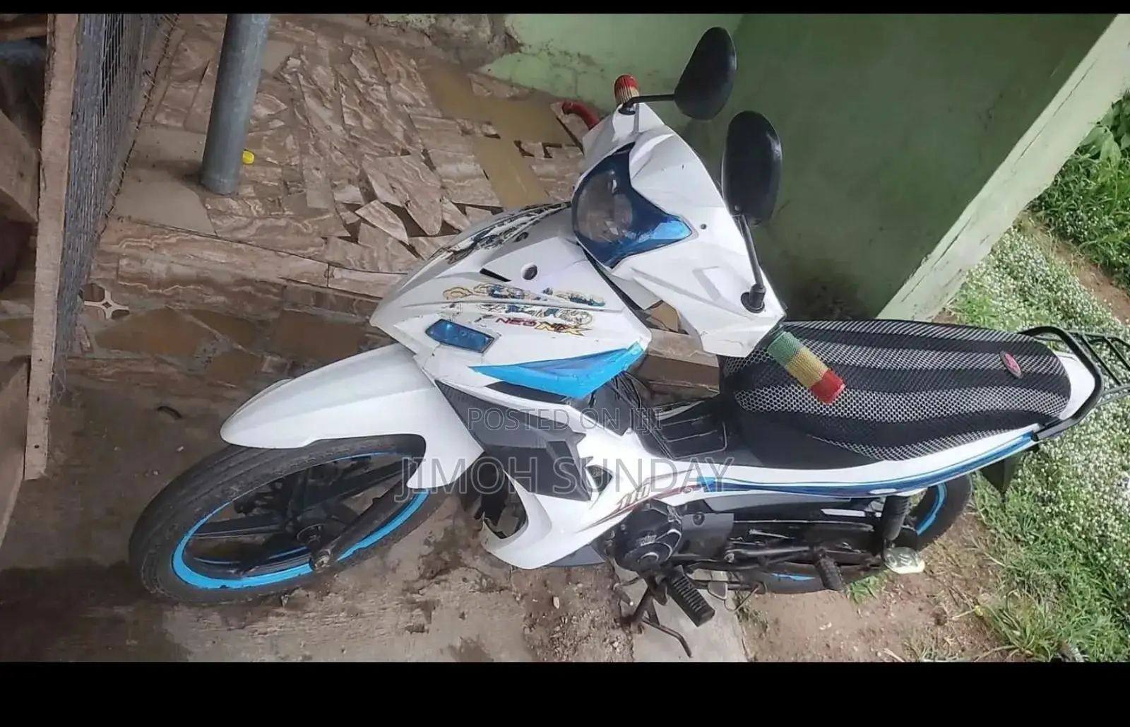 TVS Neo NX 2025 White
