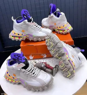 Nike—-Unique 