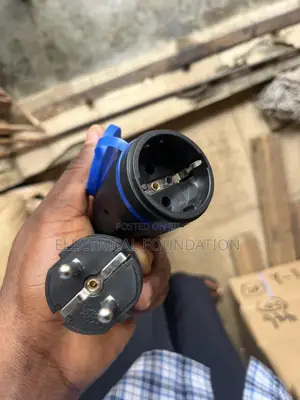 16amps Industrial 2 Pin Plug and Socket
