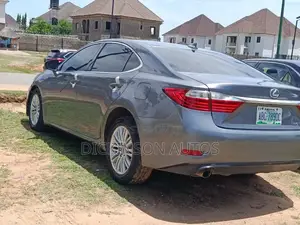 Lexus ES 2014 Gray