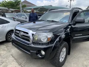 Toyota Tacoma 2010 Black