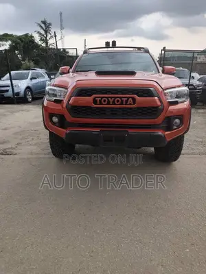 Toyota Tacoma 2017 Orange
