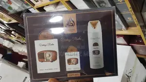 Vintage Radio Set Perfume
