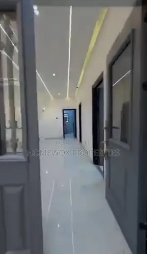 4bdrm Duplex in Rumuahalu for sale