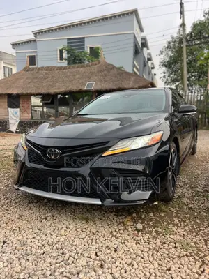 Toyota Camry XSE FWD (2.5L 4cyl 8AM) 2018 Black