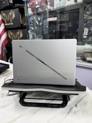 New Laptop Asus ROG Zephyrus G14 32GB AMD Ryzen 9 SSD 1T