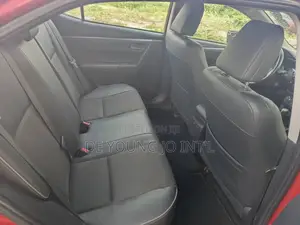 Toyota Corolla LE 4dr Sedan (1.8L 4cyl CVT) 2014 Red