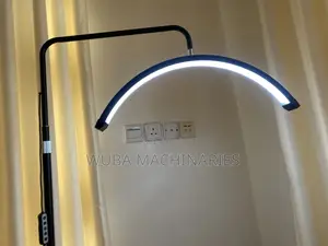 Half Moon Ring Light