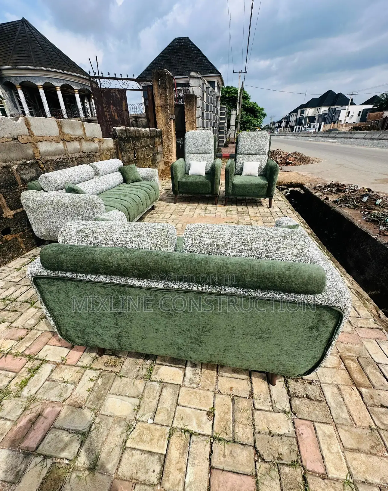 Modern Sofa Set