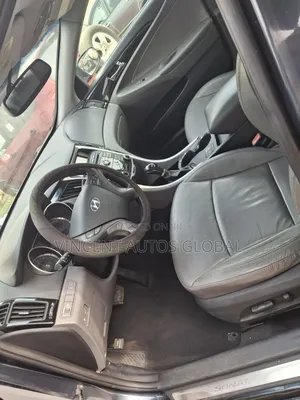 Hyundai Sonata GLS Sedan FWD (2.4L 4cyl 6A) 2011 Black