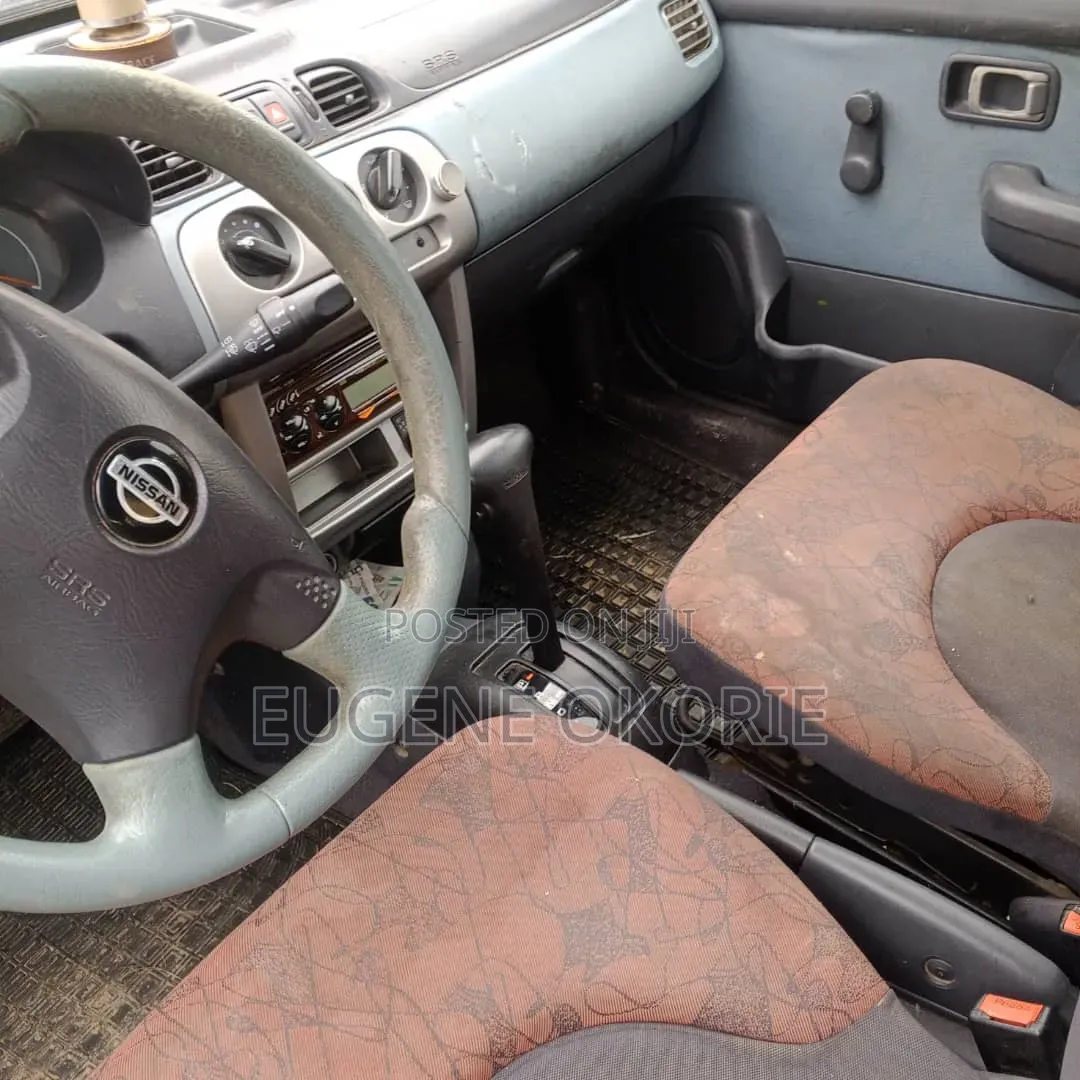 Nissan Micra 2002 Silver