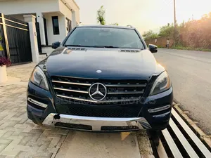Mercedes-Benz M Class ML350 4MATIC 4dr SUV AWD (3.5L 6cyl 7A) 2014 Blue