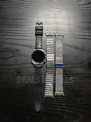 Samsung Galaxy Watch 8 Classic + Free Straps