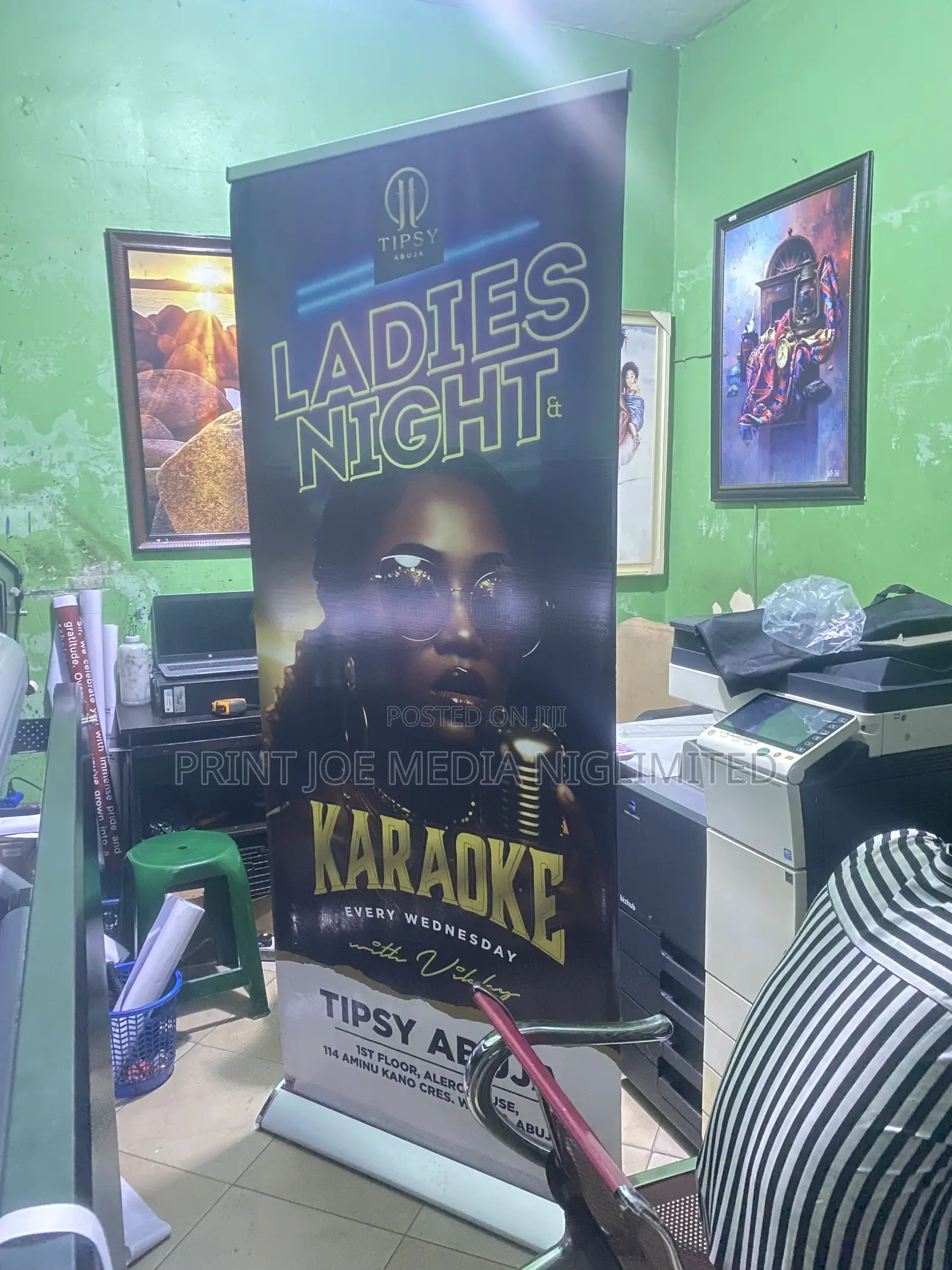 Roll Up Banner