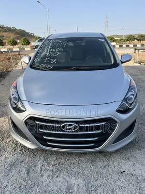 Hyundai Elantra SE 4dr Sedan (1.8L 4cyl 6M) 2015 Silver