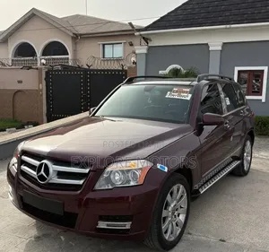 Mercedes-Benz GLK-Class 2010 Brown