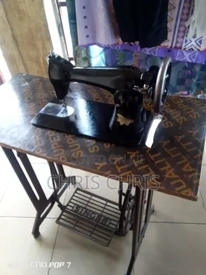 Black Head Manual Sewing Machine