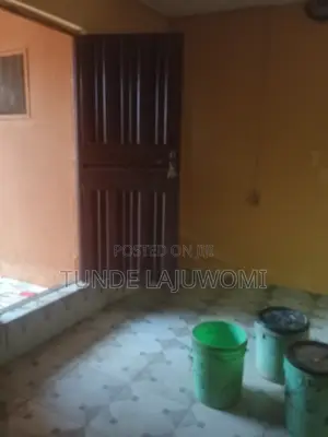 Mini Flat in Oboye Pipeline, Ejigbo / Ejigbo for rent