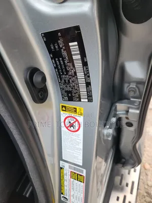 Toyota Highlander XLE 4x2 V6 (3.5L 6cyl 8A) 2018 Silver