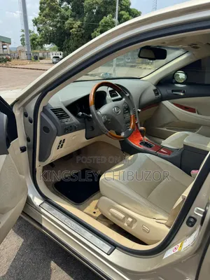 Lexus ES 2012 Gold
